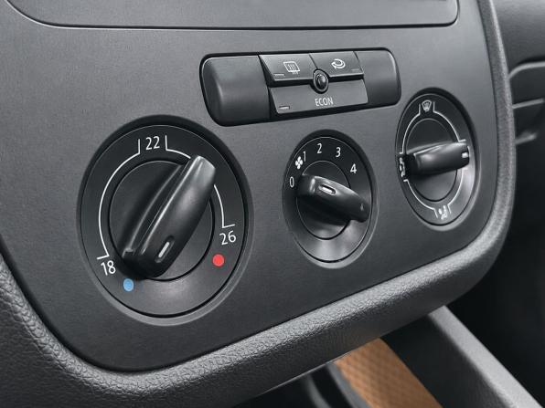 Volkswagen Golf V с пробегом 2004 года, цена 499 000 рублей, 280776 км, хэтчбек, Автокод Объявления