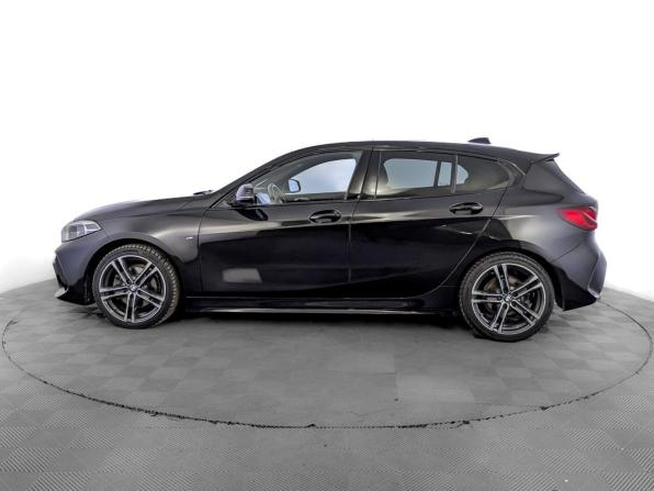 BMW 1 серии III (F40) с пробегом 2019 года, цена 2 490 000 рублей, 131803 км, хэтчбек, Автокод Объявления