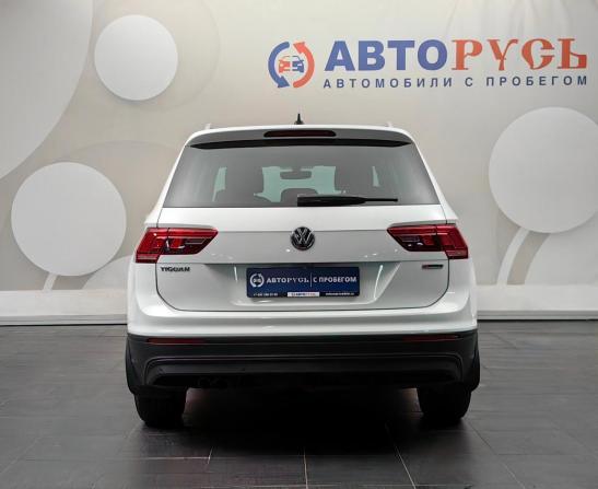 Volkswagen Tiguan II с пробегом 2018 года, цена 2 599 000 рублей, 135363 км, внедорожник, Автокод Объявления
