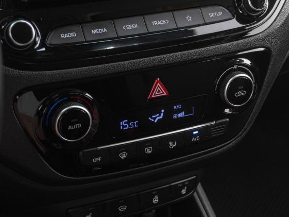 Hyundai Solaris II Рестайлинг с пробегом 2021 года, цена 1 769 000 рублей, 94961 км, седан, Автокод Объявления