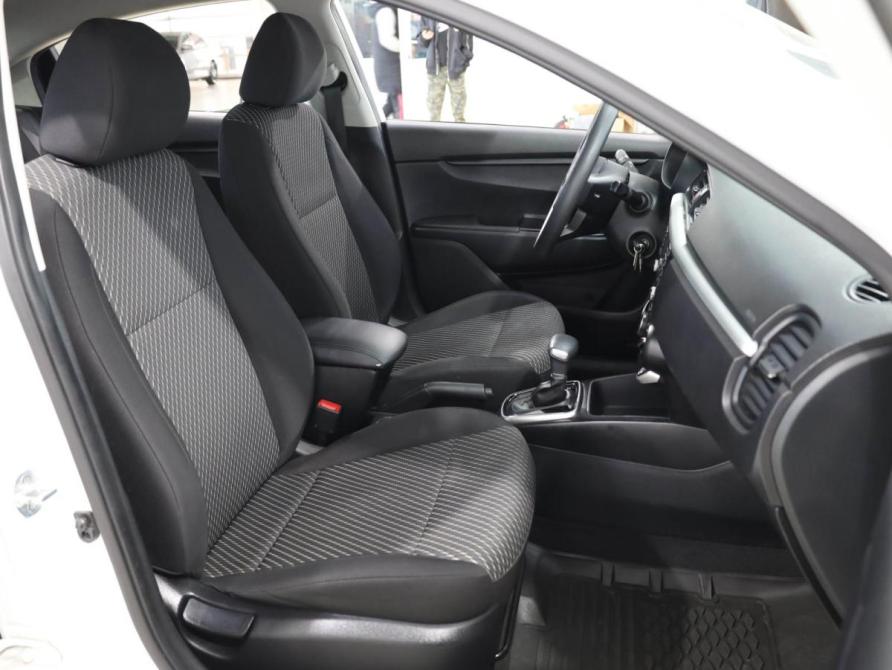 Kia Rio IV Ростов-на-Дону  - изображение 8