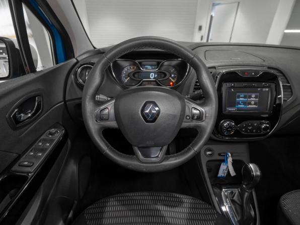Renault Kaptur I с пробегом 2016 года, цена 1 250 000 рублей, 235560 км, внедорожник, Автокод Объявления