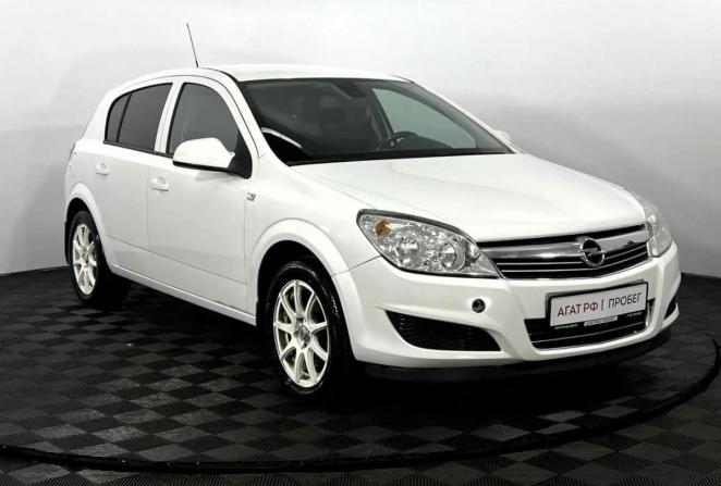 Opel Astra J Рестайлинг с пробегом 2012 года, цена 720 000 рублей, 128793 км, хэтчбек, Автокод Объявления