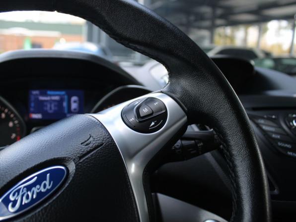 Ford Kuga II с пробегом 2016 года, цена 1 679 000 рублей, 53083 км, внедорожник, Автокод Объявления