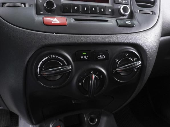 Kia Rio II Рестайлинг с пробегом 2010 года, цена 590 000 рублей, 191779 км, седан, Автокод Объявления