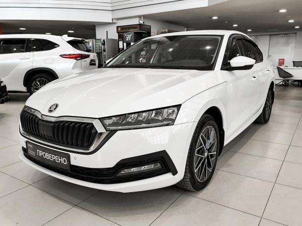 Skoda Octavia IV (A8) с пробегом 2021 года, цена 2 650 000 рублей, 57945 км, лифтбек, Автокод Объявления