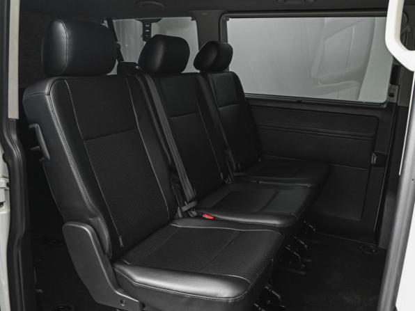 Volkswagen Caravelle T6 с пробегом 2015 года, цена 3 432 000 рублей, 231229 км, минивэн, Автокод Объявления