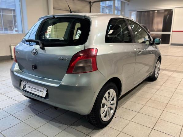 Toyota Yaris II с пробегом 2008 года, цена 749 000 рублей, 87756 км, хэтчбек, Автокод Объявления