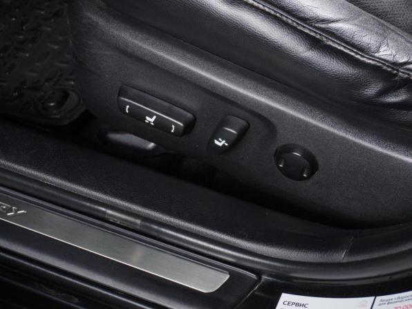 Toyota Camry VII (XV50) Рестайлинг с пробегом 2015 года, цена 2 078 000 рублей, 224095 км, седан, Автокод Объявления