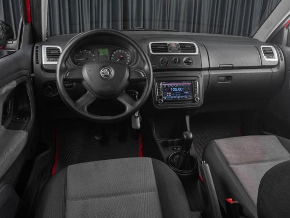 Skoda Fabia II Рестайлинг с пробегом 2013 года, цена 499 000 рублей, 278743 км, хэтчбек, Автокод Объявления