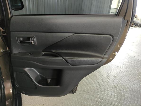 Mitsubishi Outlander III Рестайлинг 2 с пробегом 2015 года, цена 1 702 000 рублей, 193616 км, внедорожник, Автокод Объявления