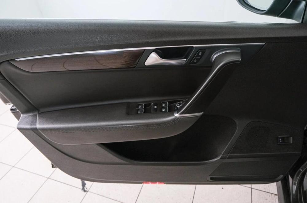 Volkswagen Passat B7 Красноярск  - изображение 21