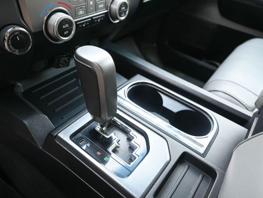 Toyota Tundra II Рестайлинг Ростов-на-Дону  - изображение 23