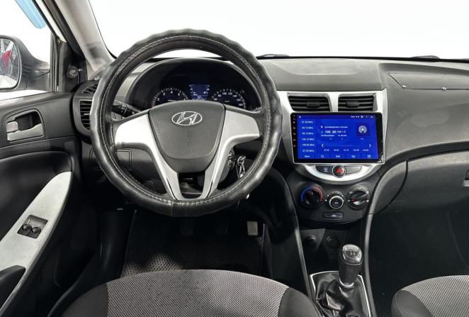 Hyundai Solaris I с пробегом 2011 года, цена 385 000 рублей, 196588 км, седан, Автокод Объявления