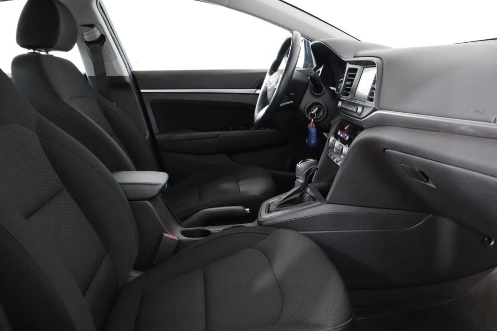 Hyundai Elantra VI (AD) Рестайлинг Санкт-Петербург  - изображение 12