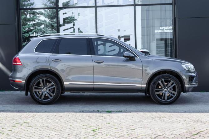 Volkswagen Touareg II Рестайлинг с пробегом 2014 года, цена 2 079 000 рублей, 262052 км, внедорожник, Автокод Объявления
