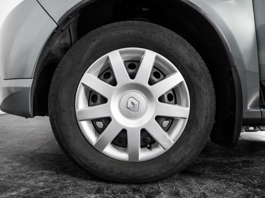 Renault Sandero I Иркутск  - изображение 16