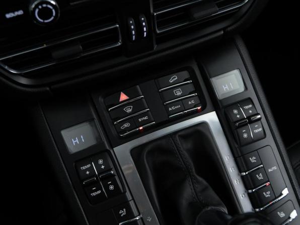 Porsche Macan I Рестайлинг с пробегом 2019 года, цена 5 149 999 рублей, 88323 км, внедорожник, Автокод Объявления
