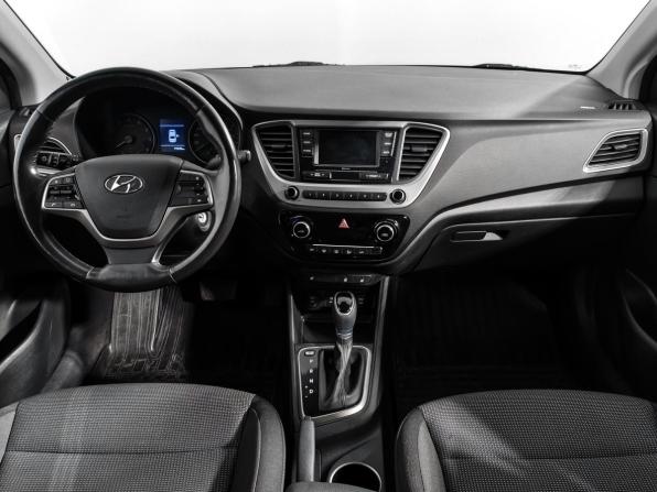 Hyundai Solaris II с пробегом 2017 года, цена 1 274 000 рублей, 99543 км, седан, Автокод Объявления