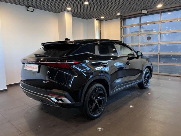 Omoda C5 I с пробегом 2023 года, цена 1 450 000 рублей, 99174 км, внедорожник, Автокод Объявления