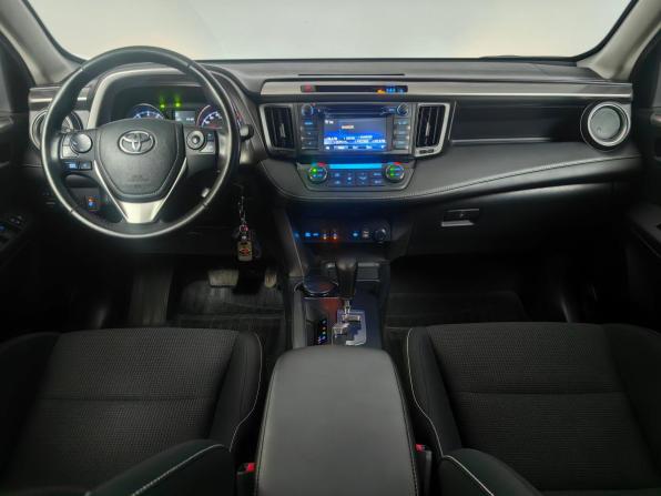 Toyota RAV4 IV (XA40) Рестайлинг с пробегом 2016 года, цена 1 890 000 рублей, 197605 км, внедорожник, Автокод Объявления