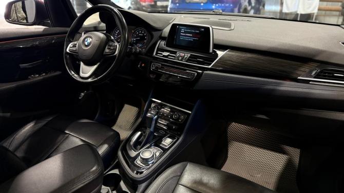 BMW 2 серии Active Tourer F45 Рестайлинг с пробегом 2019 года, цена 2 150 000 рублей, 120460 км, минивэн, Автокод Объявления