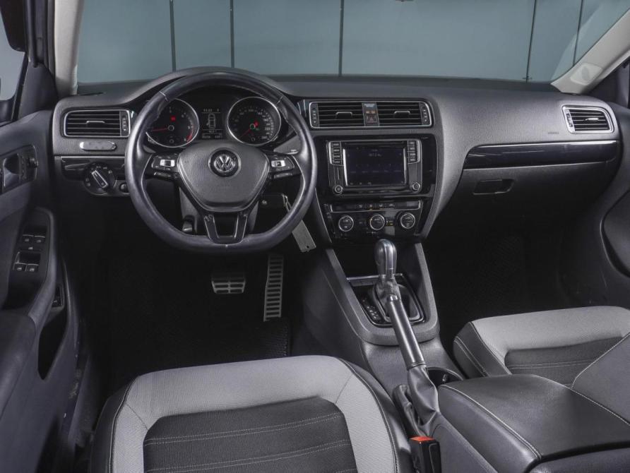 Volkswagen Jetta VI Рестайлинг Ростов-на-Дону  - изображение 6