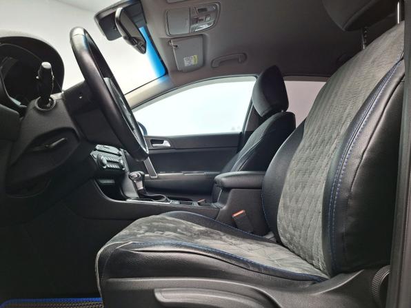 Kia Sportage IV Рестайлинг с пробегом 2021 года, цена 2 459 000 рублей, 82000 км, внедорожник, Автокод Объявления