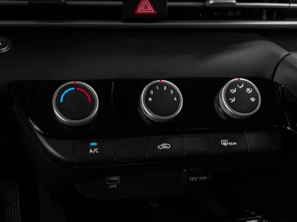 Hyundai Elantra VII (CN7) Рестайлинг с пробегом 2024 года, цена 1 884 000 рублей, 47830 км, седан, Автокод Объявления