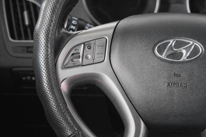 Hyundai ix35 I с пробегом 2011 года, цена 1 279 000 рублей, 254955 км, внедорожник, Автокод Объявления