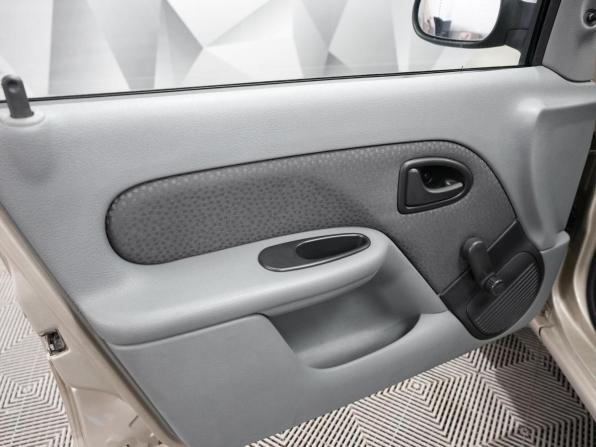 Renault Symbol I Рестайлинг 2 с пробегом 2006 года, цена 434 000 рублей, 128000 км, седан, Автокод Объявления