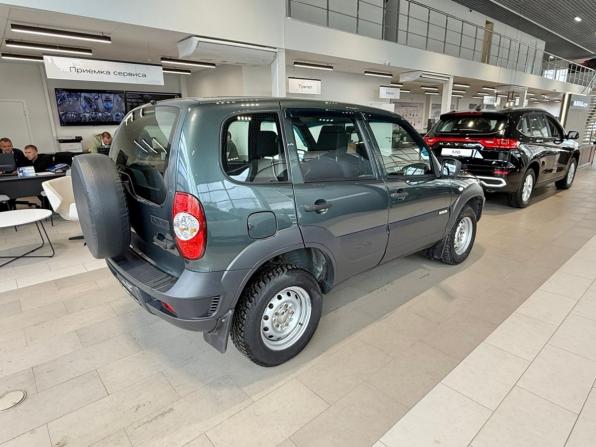 Chevrolet Niva I Рестайлинг с пробегом 2017 года, цена 754 000 рублей, 86383 км, внедорожник, Автокод Объявления