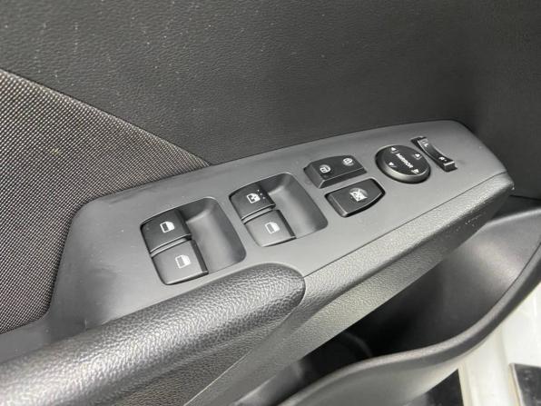 Hyundai Solaris II с пробегом 2019 года, цена 1 410 000 рублей, 31110 км, седан, Автокод Объявления