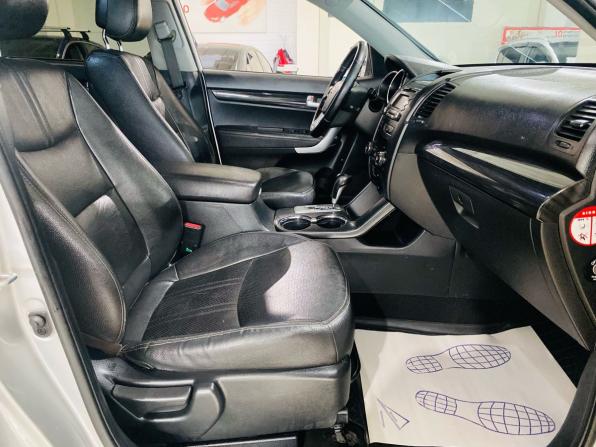 Kia Sorento II с пробегом 2011 года, цена 1 350 000 рублей, 255000 км, внедорожник, Автокод Объявления