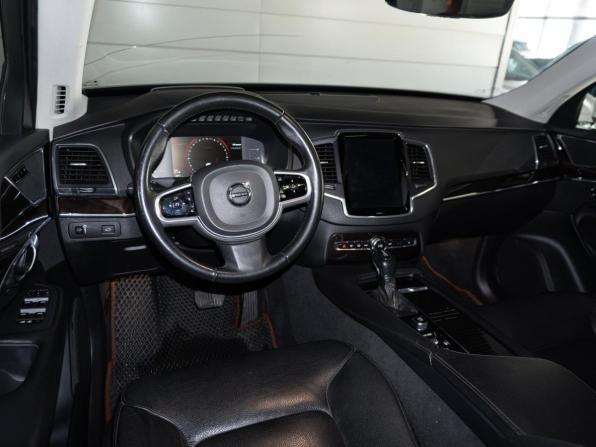Volvo XC90 II с пробегом 2019 года, цена 4 499 000 рублей, 93000 км, внедорожник, Автокод Объявления