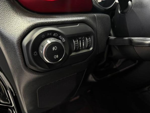 Jeep Wrangler IV (JL) с пробегом 2022 года, цена 8 429 900 рублей, 119 км, внедорожник, Автокод Объявления