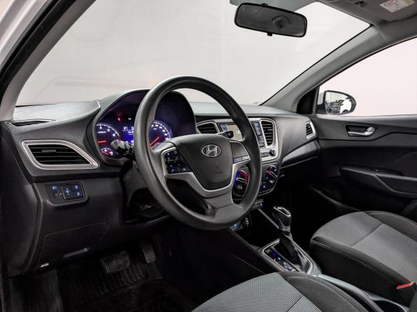 Hyundai Solaris II Рестайлинг с пробегом 2022 года, цена 1 470 000 рублей, 85239 км, седан, Автокод Объявления