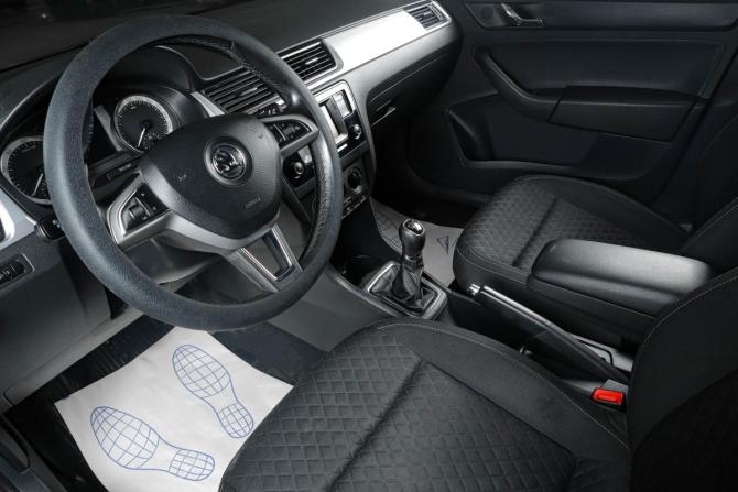 Skoda Rapid I с пробегом 2016 года, цена 1 229 000 рублей, 152000 км, лифтбек, Автокод Объявления