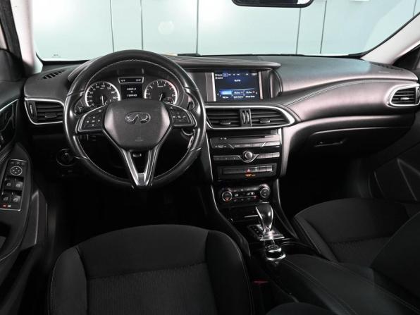 Infiniti QX30 с пробегом 2016 года, цена 1 690 000 рублей, 159943 км, внедорожник, Автокод Объявления