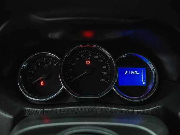 Renault Duster I Рестайлинг с пробегом 2017 года, цена 1 169 000 рублей, 21140 км, внедорожник, Автокод Объявления