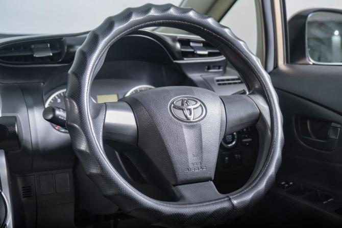 Toyota Wish II Рестайлинг с пробегом 2012 года, цена 1 259 000 рублей, 160000 км, минивэн, Автокод Объявления