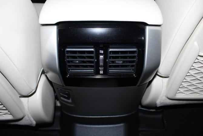 Toyota Land Cruiser Prado 150 Series Рестайлинг 3 с пробегом 2022 года, цена 6 350 000 рублей, 21750 км, внедорожник, Автокод Объявления