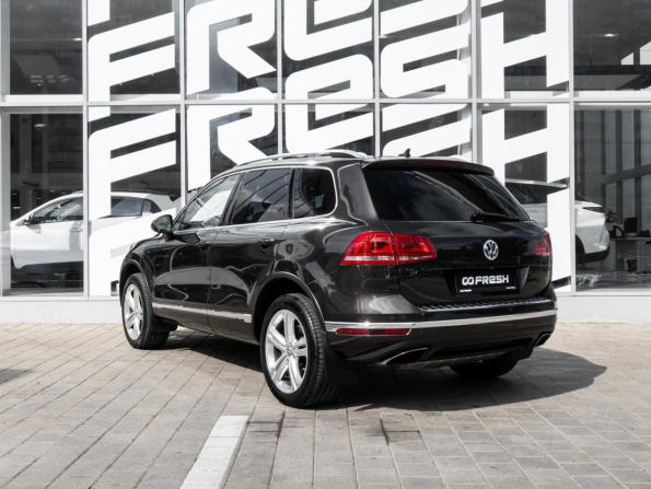 Volkswagen Touareg II Рестайлинг с пробегом 2015 года, цена 3 670 000 рублей, 113272 км, внедорожник, Автокод Объявления