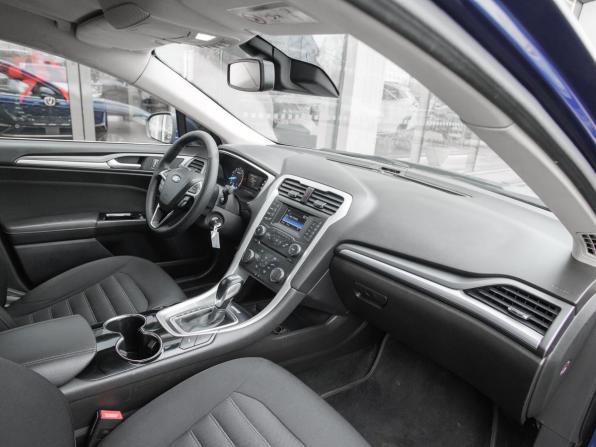 Ford Mondeo V с пробегом 2016 года, цена 1 298 000 рублей, 281683 км, седан, Автокод Объявления