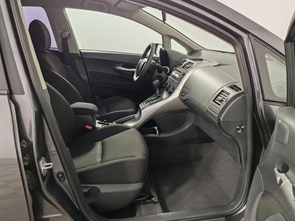 Toyota Auris I Рестайлинг с пробегом 2012 года, цена 1 145 000 рублей, 106287 км, хэтчбек, Автокод Объявления