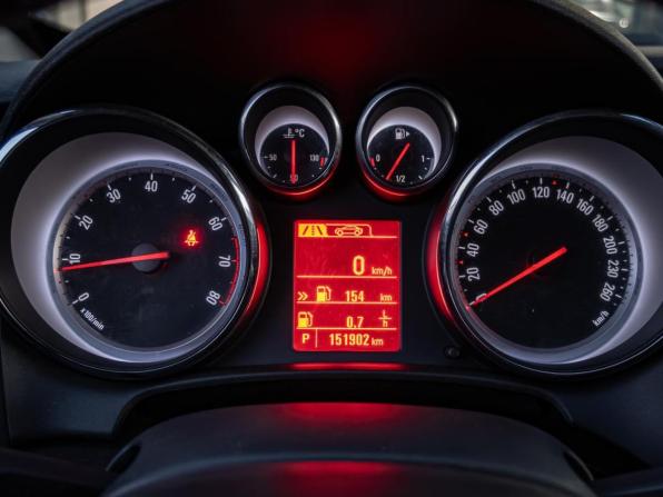 Opel Astra J Рестайлинг с пробегом 2013 года, цена 1 125 000 рублей, 151902 км, хэтчбек, Автокод Объявления