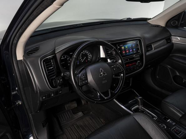 Mitsubishi Outlander III Рестайлинг 3 с пробегом 2019 года, цена 2 470 000 рублей, 89159 км, внедорожник, Автокод Объявления