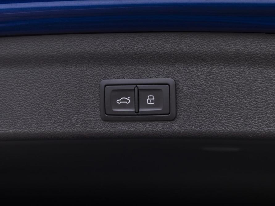 Audi Q3 II (F3) Москва  - изображение 21
