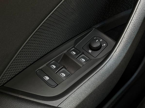 Skoda Octavia IV (A8) с пробегом 2021 года, цена 2 097 400 рублей, 127562 км, лифтбек, Автокод Объявления