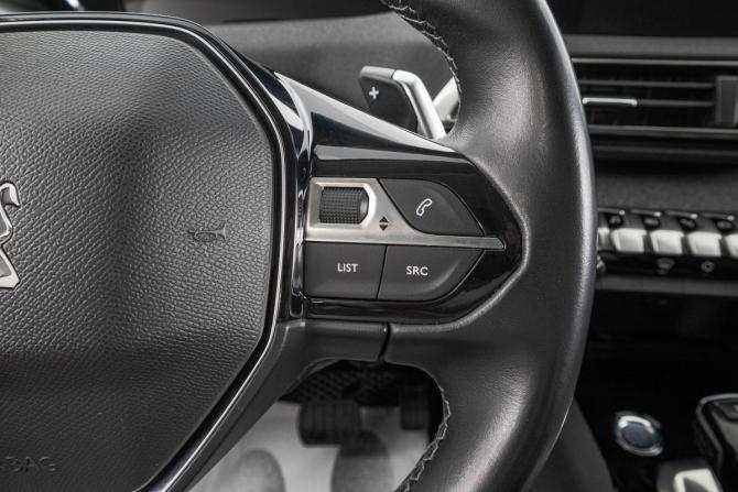 Peugeot 5008 II с пробегом 2020 года, цена 2 249 000 рублей, 179800 км, внедорожник, Автокод Объявления
